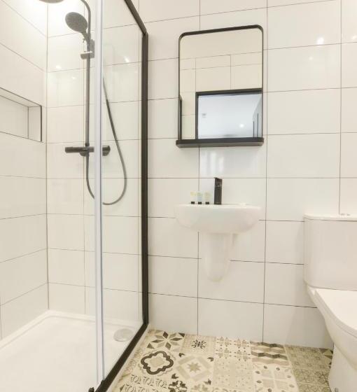 پانسیون The Righ