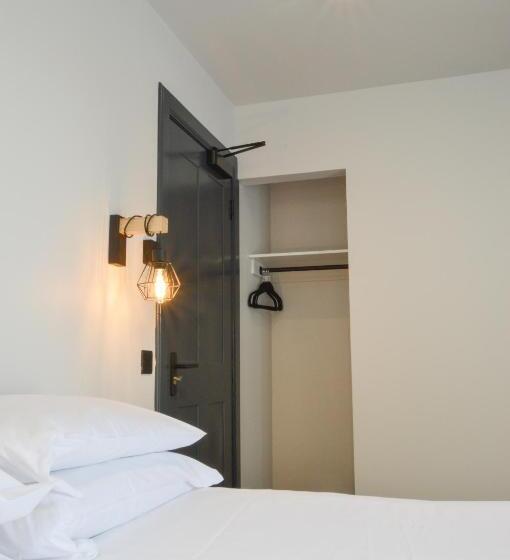 پانسیون The Righ