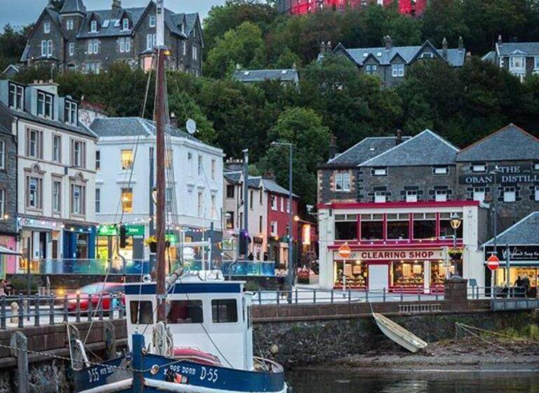 پانسیون The Righ