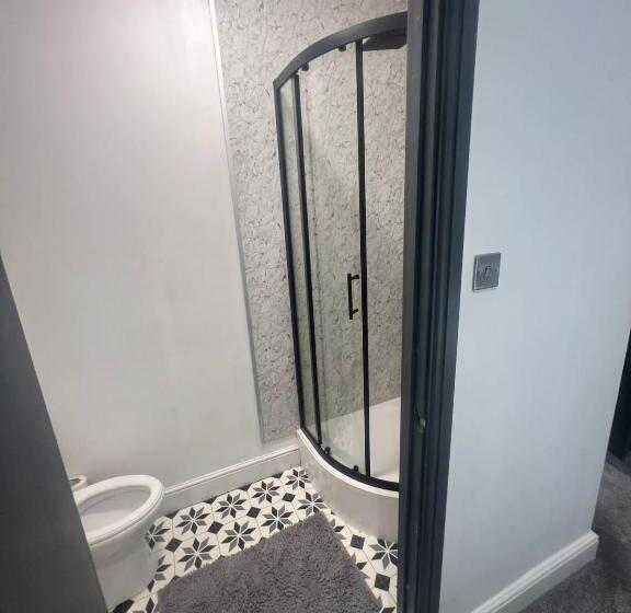 פנסיון Town Centre En Suite Room 1