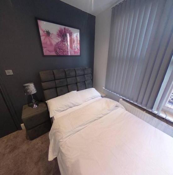 פנסיון Town Centre En Suite Room 1