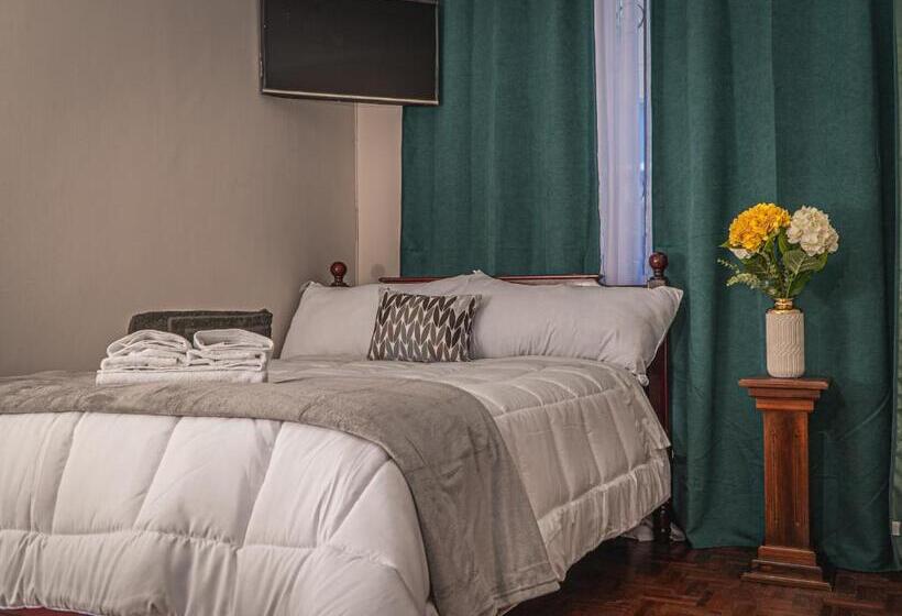 Pension Ukuku Hostel