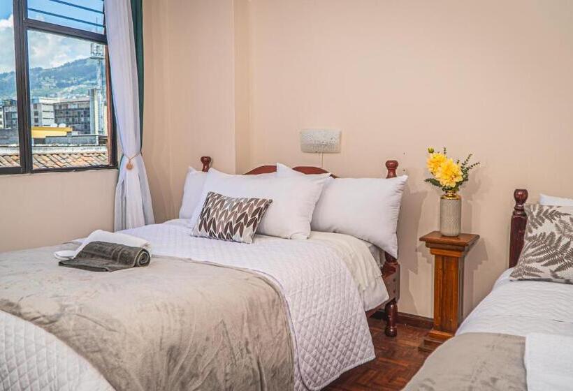 Pension Ukuku Hostel