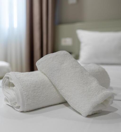 بنسيون Villa Zoi A Stay To Remember I Guesthouse Inside Elbasan Castle