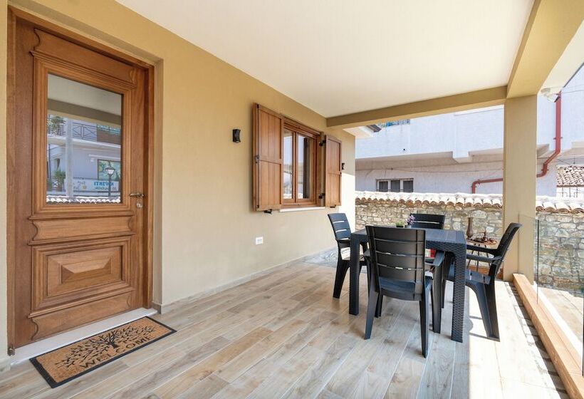 پانسیون Villa Zoi A Stay To Remember I Guesthouse Inside Elbasan Castle