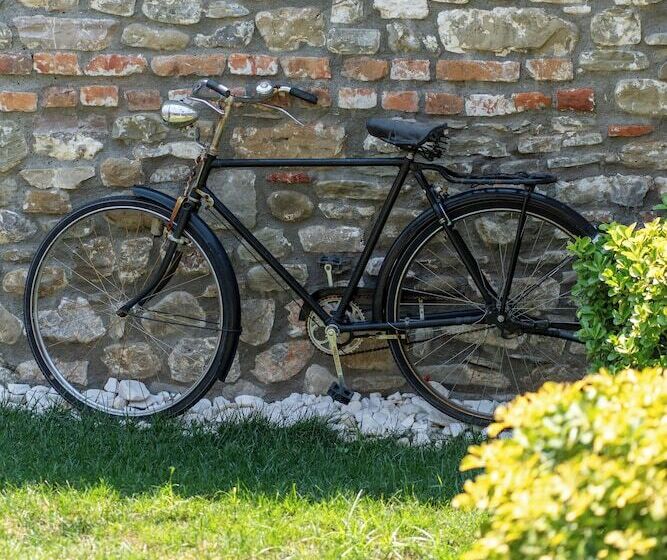 بنسيون Villa Zoi A Stay To Remember I Guesthouse Inside Elbasan Castle