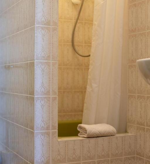 펜션 Zwovier Meersburg