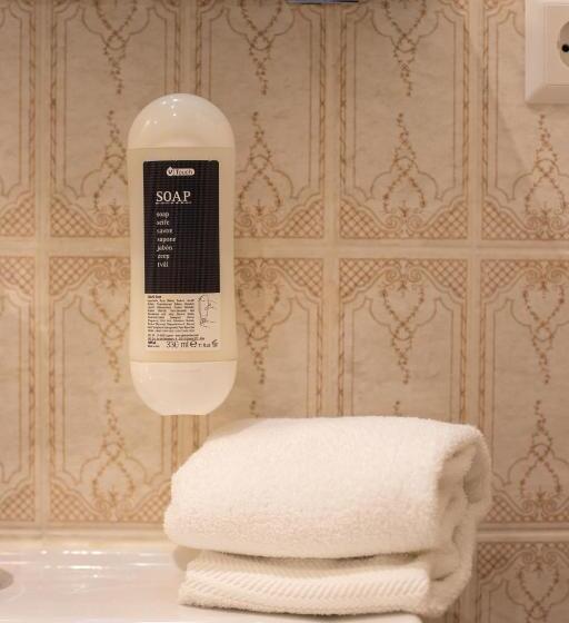 펜션 Zwovier Meersburg