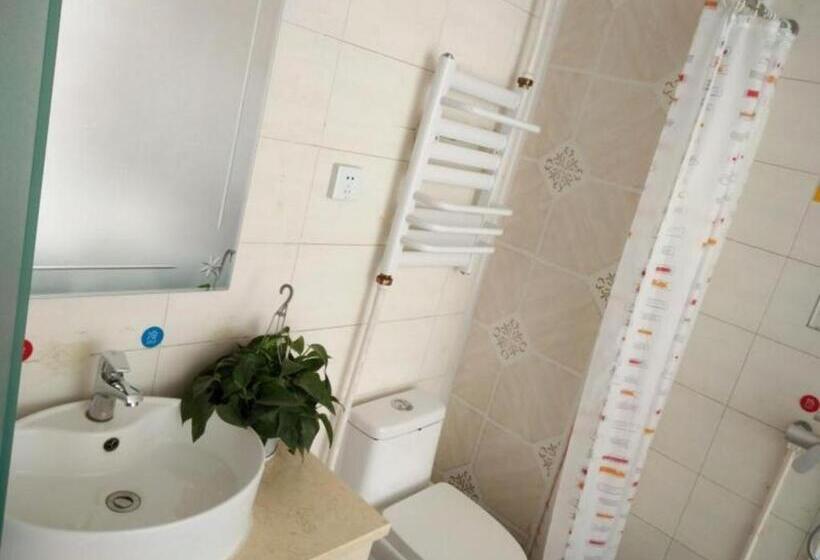 Shell Hotel Taiyuan South Railway Station New Southeast Bus Station