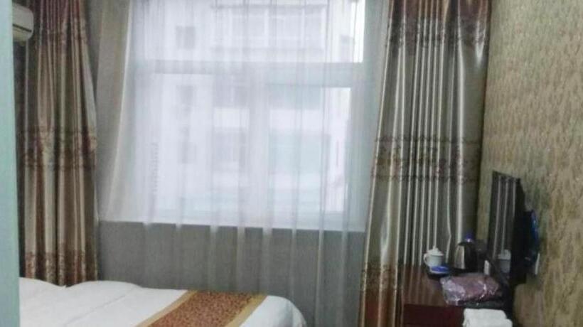 Shell Hotel Taiyuan South Railway Station New Southeast Bus Station