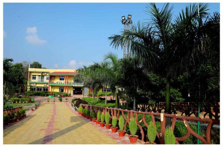 Shree Parivaar Resort