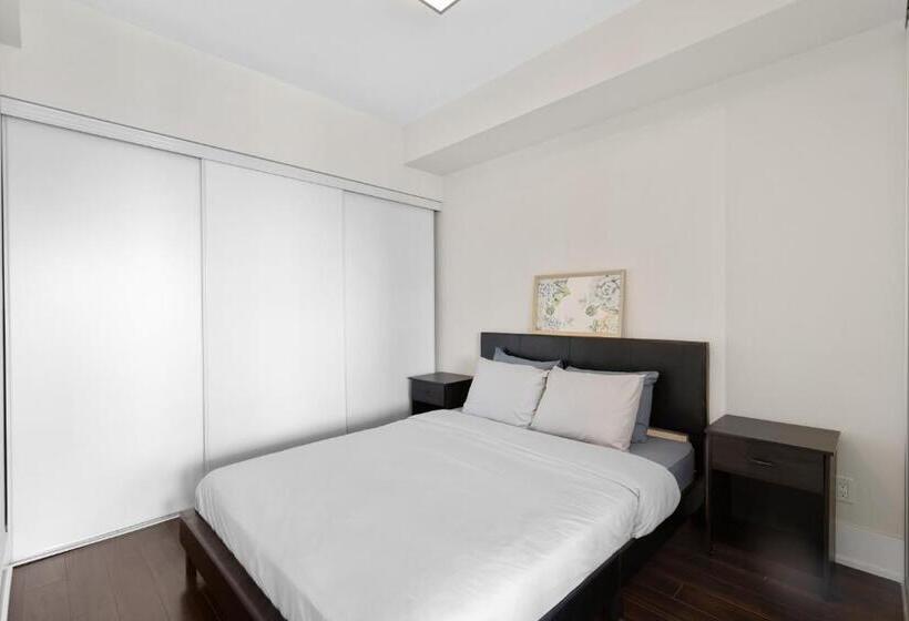 Executive Suite Lakeview Free Parking