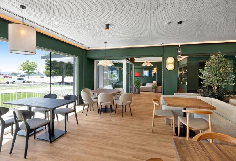 B&b Hotel Santiago Milladoiro