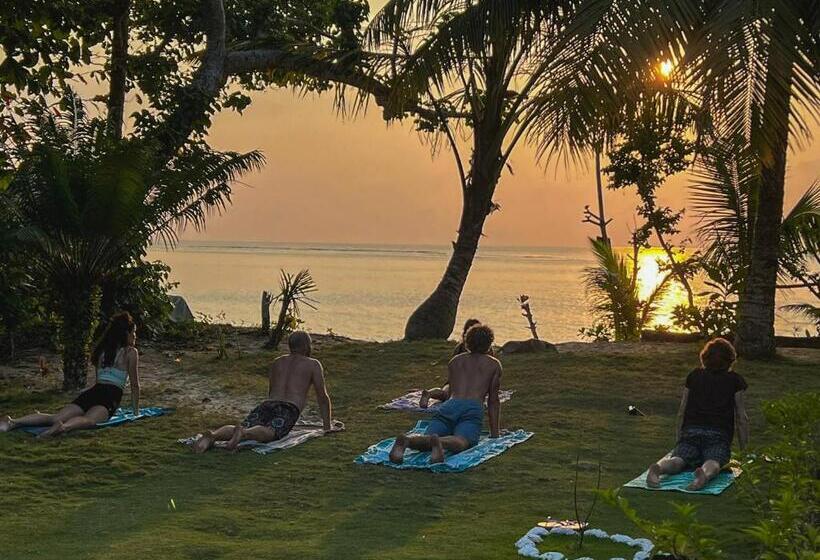 민박 Carve Bay Mentawai