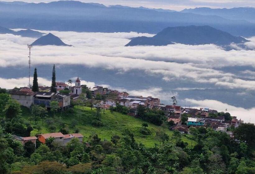 مبيت وإفطار Casa Finca Madrid Mazzitelli