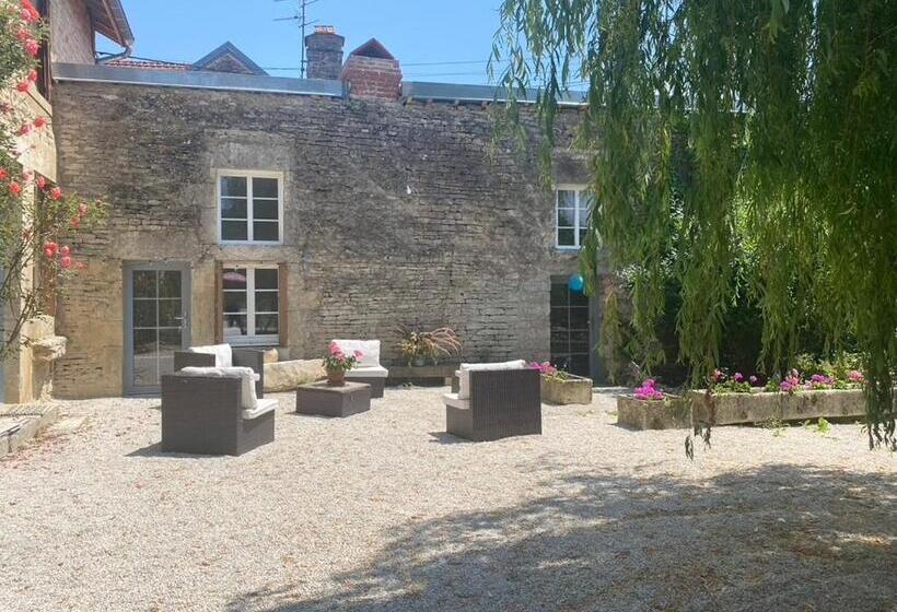 Bed and Breakfast Chez Odette Chambre Etable Et Glycine