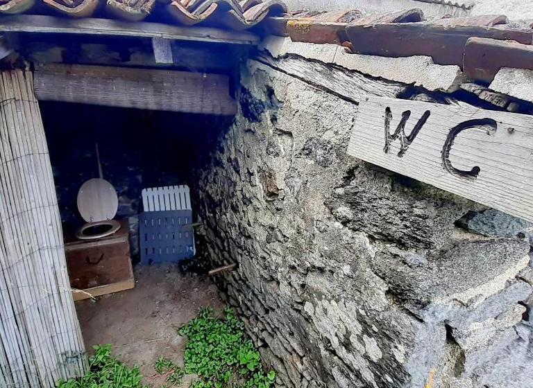 Bed and Breakfast La Roulotte Du Clos De L Isop