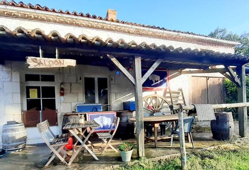 Bed and Breakfast La Roulotte Du Clos De L Isop