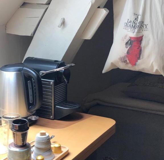 مبيت وإفطار La Thibautière