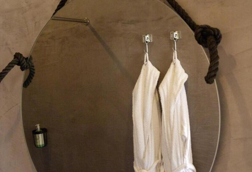 Bed and Breakfast Trendy Luxe Garden Suite Completely Private