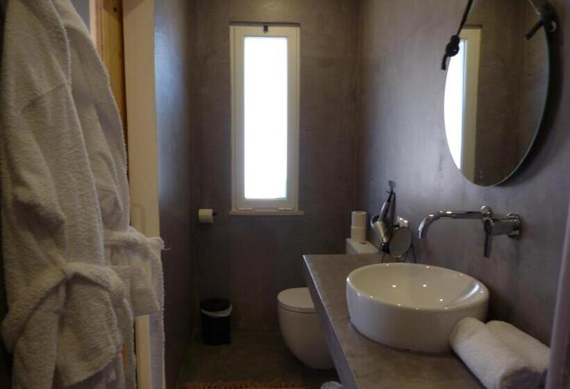 Bed and Breakfast Trendy Luxe Garden Suite Completely Private