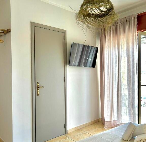 تختخواب و صبحانه Vitalenta Rooms