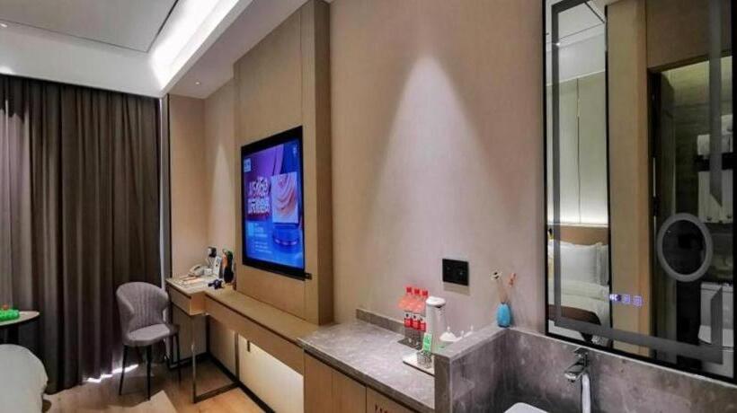 Gya Hotel Jurong England International