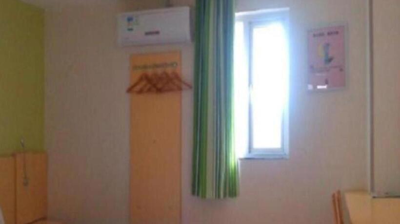 בית מלון כפרי 7 Days Inn Guiyang Gaicha Avenue Guizhou Institute Of Technology