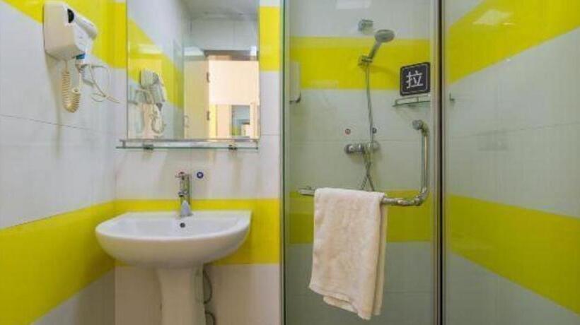 בית מלון כפרי 7days Inn Tianjin Fifth Avenue Youyi Road Branch