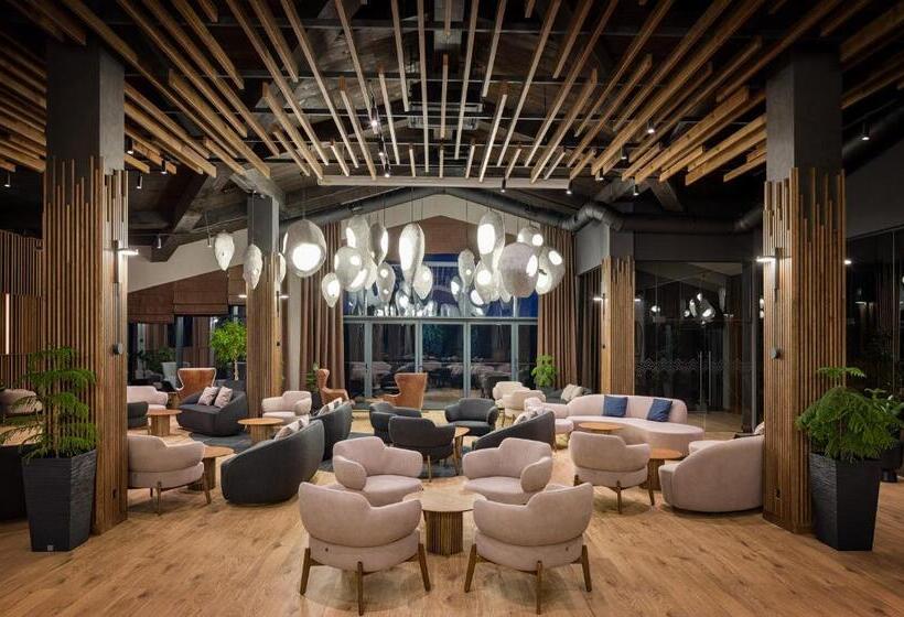 هتل Apartel Skhidnytsya