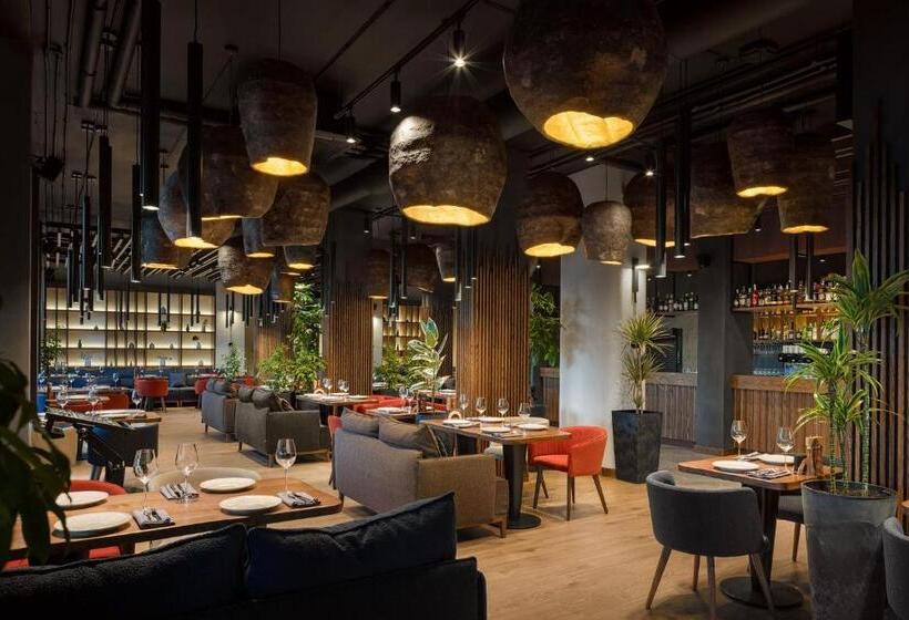 هتل Apartel Skhidnytsya