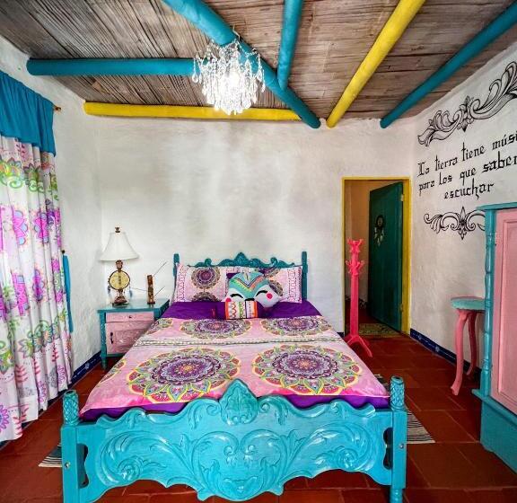 هتل Biohabitat Entre Montañas