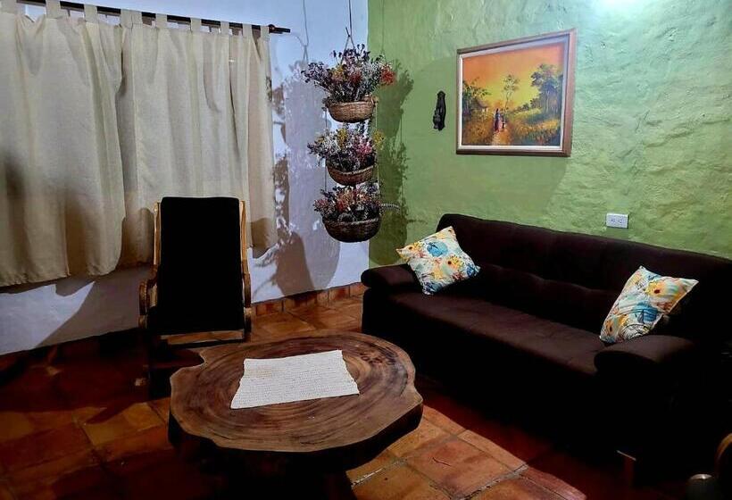 هتل Casa Luma Hostel