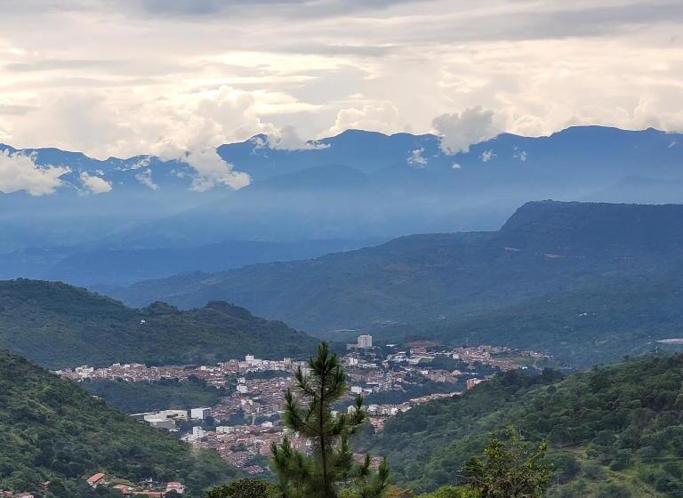 בית מלון כפרי Casa Luma Hostel