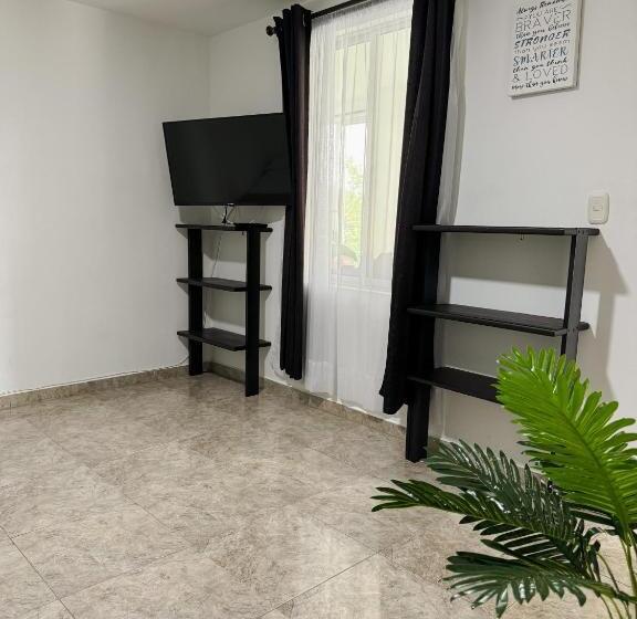 هتل Casa Zarigueya