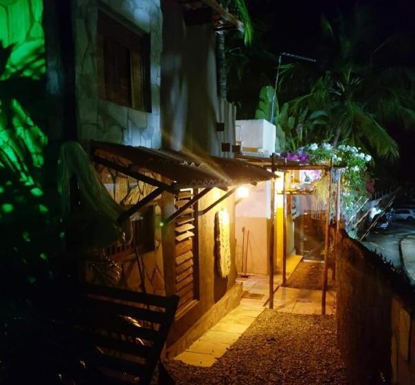 Отель Chalés Dos Mundos