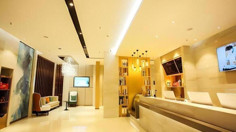 Otel City Comfort Inn Wuzhou Municipal Square