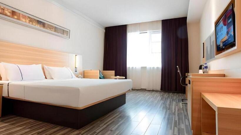 ホテル City Comfort Inn Xianning South Station Wanda