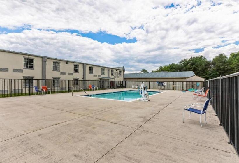 酒店 Days Inn I81 Double Bed Room