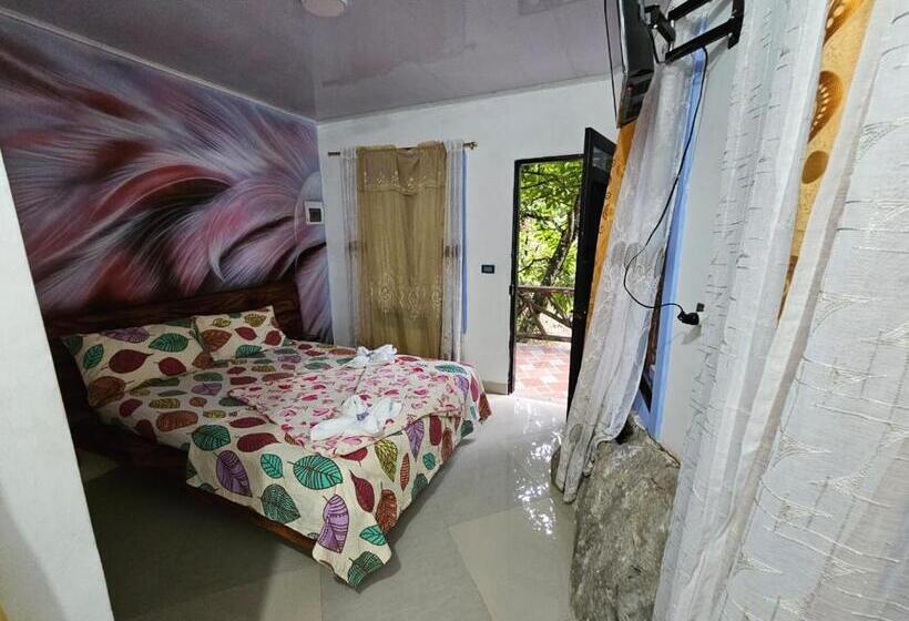 בית מלון כפרי Giraloa