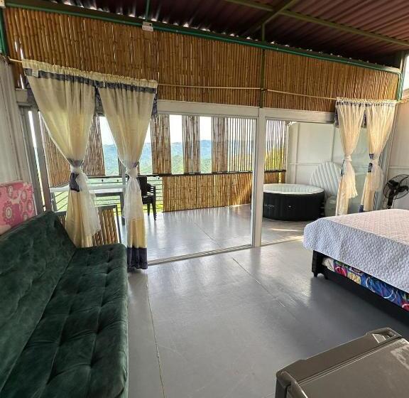 ホテル Glamping Horizon Forest Anapoima