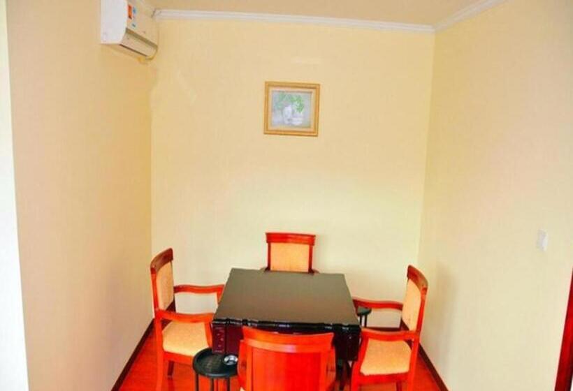 Отель Greentree Inn Wuxi Changjiang North Road Jincheng Road Express