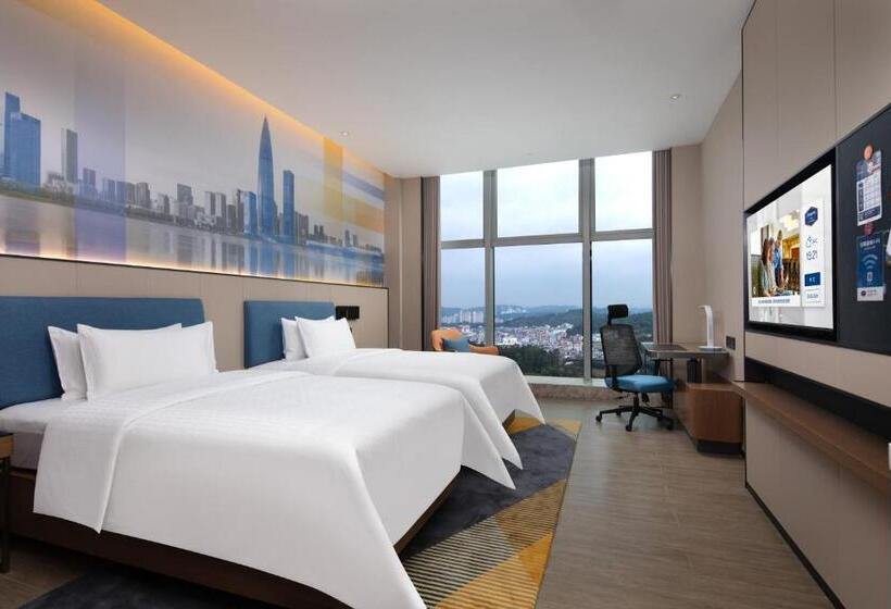Отель Hampton By Hilton Shenzhen Longgang Yonghu
