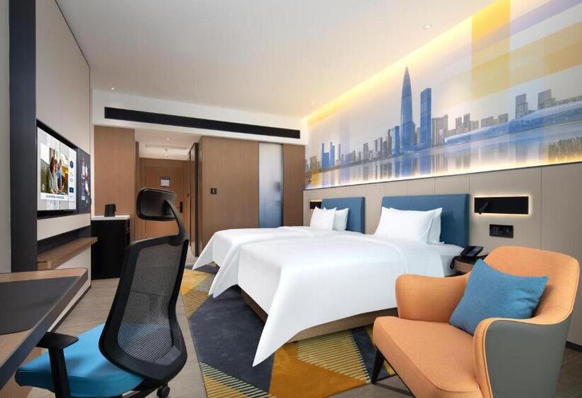 Отель Hampton By Hilton Shenzhen Longgang Yonghu