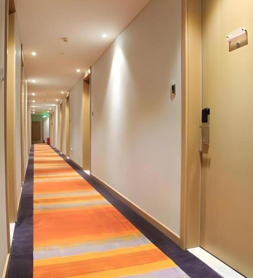호텔 Home Inn Plus Shanghai Middle Ring Jinshajiang Road Fengzhuang Metro Station