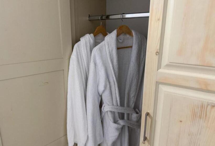 בית מלון כפרי Ivory Resort And Spa