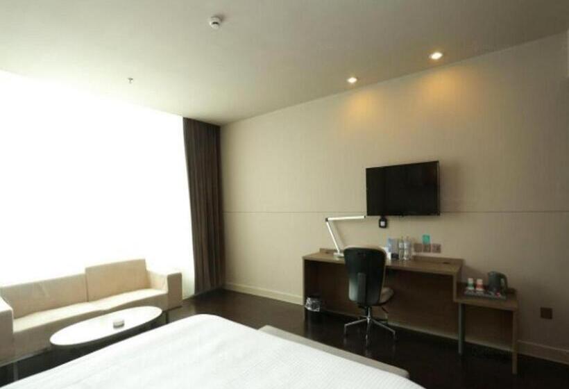 Otel Jinjiang Inn Select Qinzhou East High Speed Railway Station