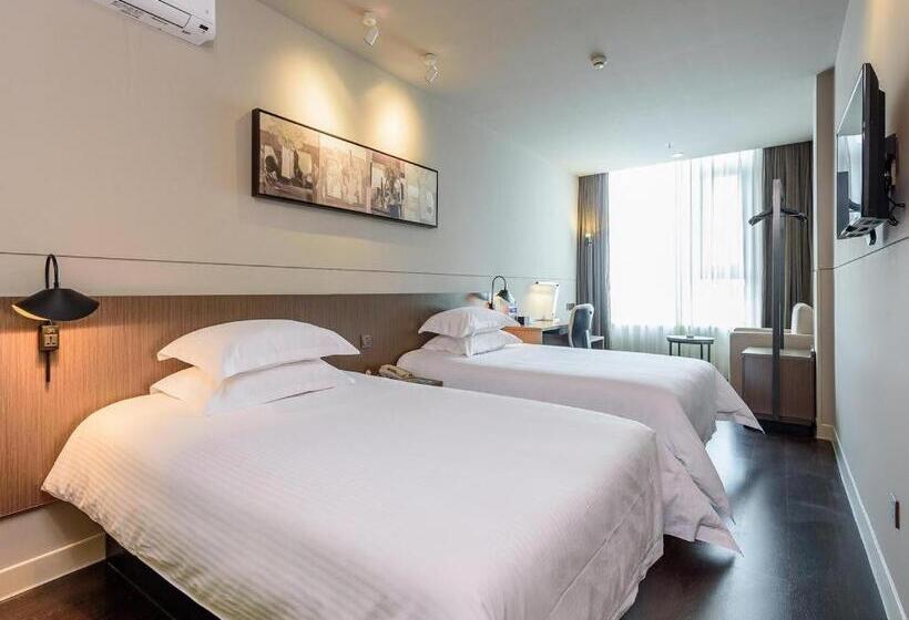 Otel Jinjiang Inn Select Qinzhou East High Speed Railway Station