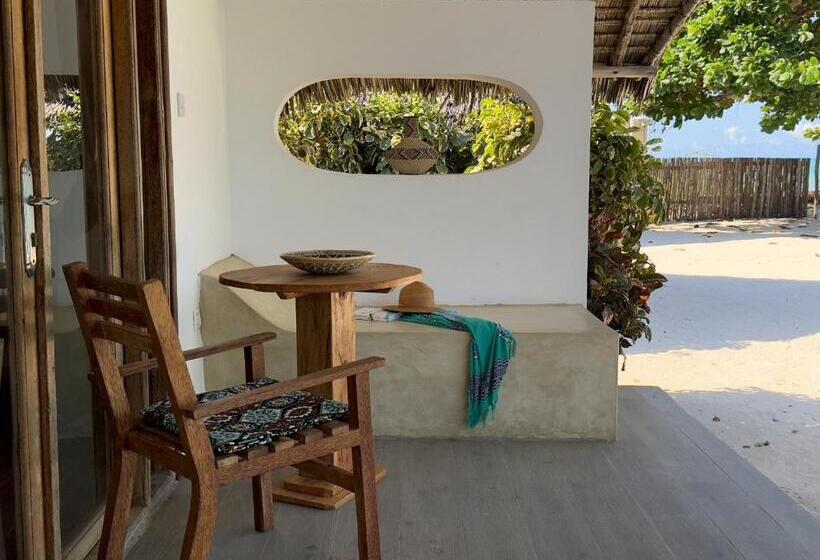 호텔 Juana Ocean Villas