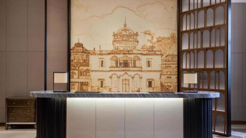 ホテル New World Taishan